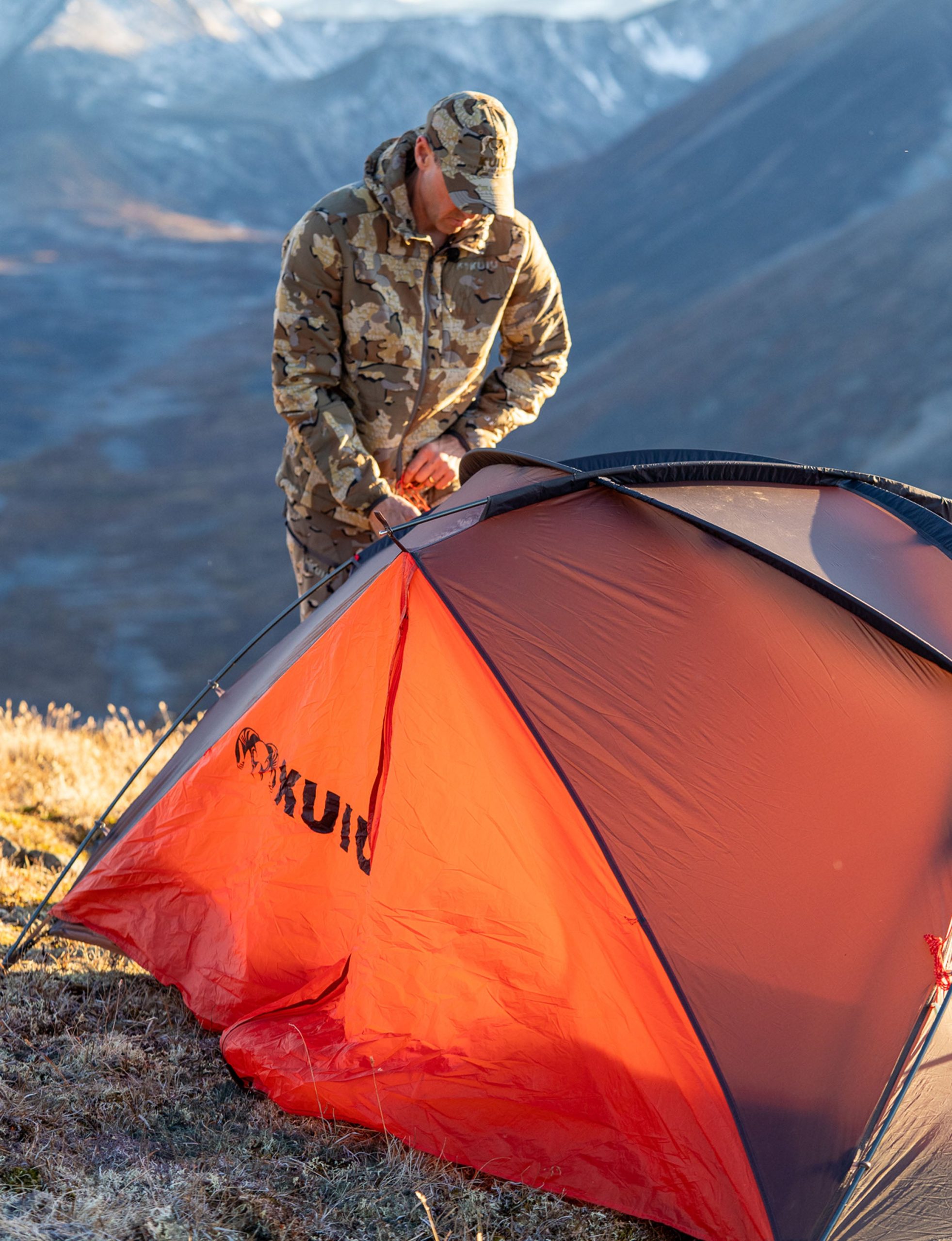 Mountain Star 2 Person Tent | Gunmetal-Orange - Image 16