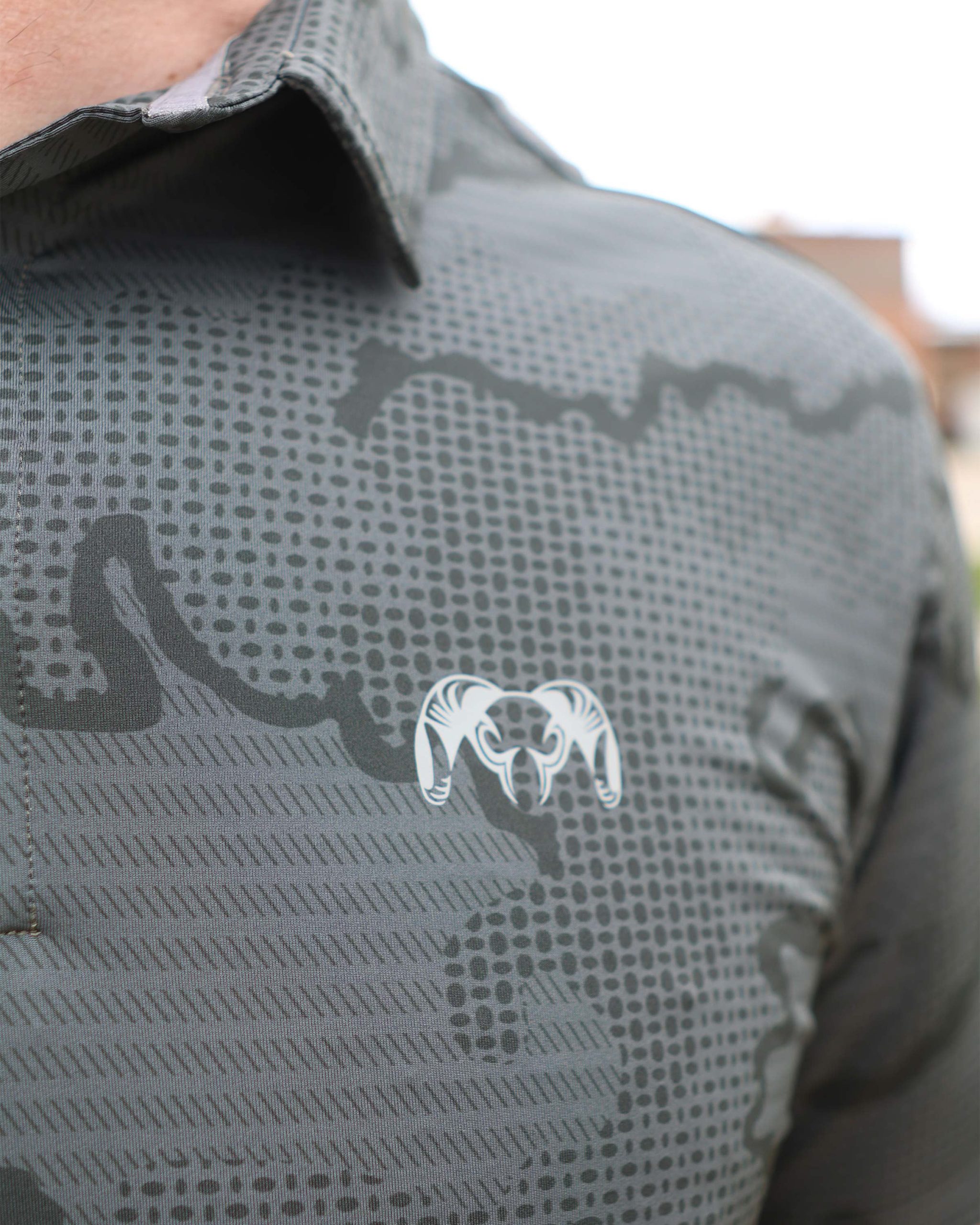 KUIU Performance Polo | Gunmetal Tonal - Image 7