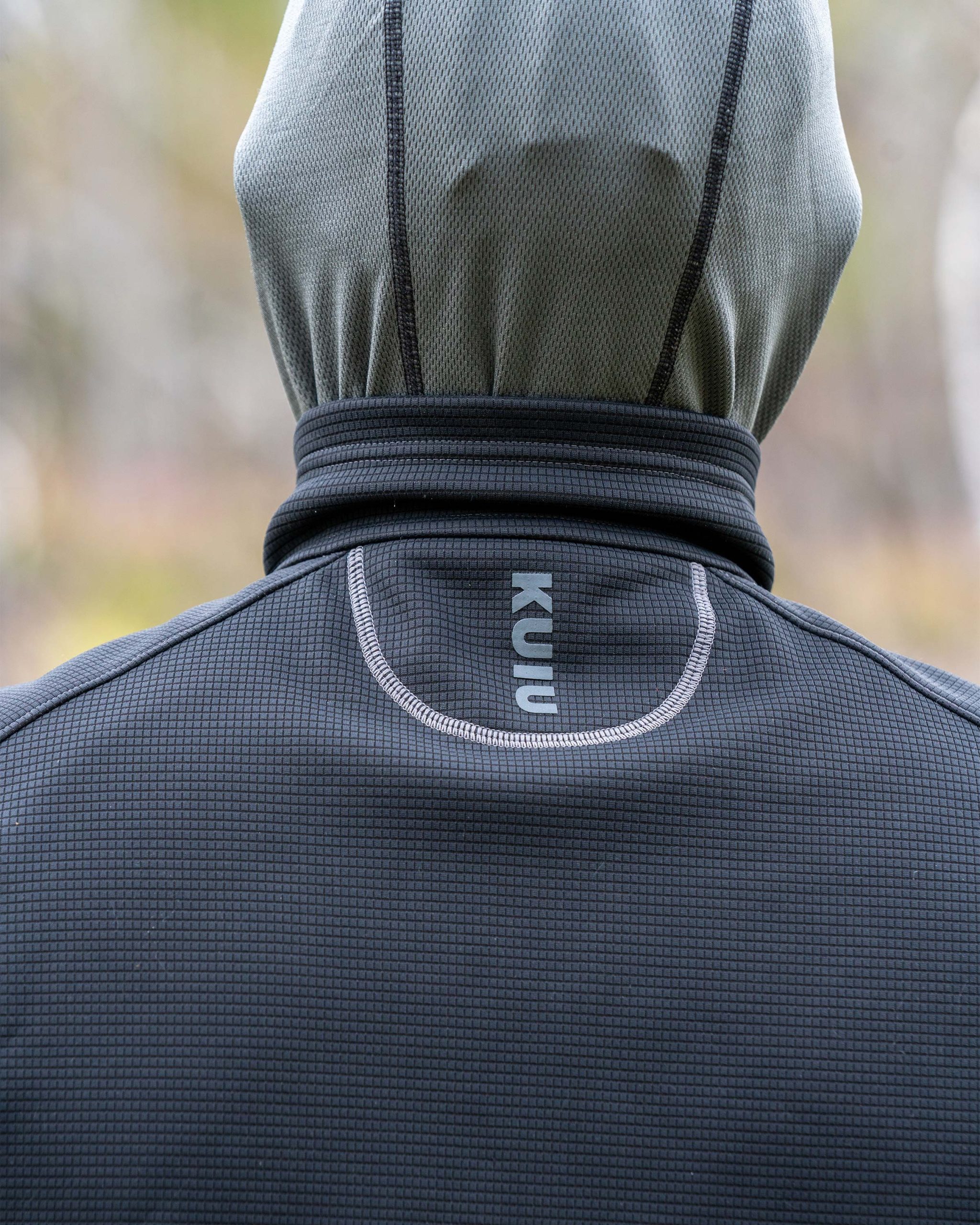 Peloton 240 Vest | Black - Image 5