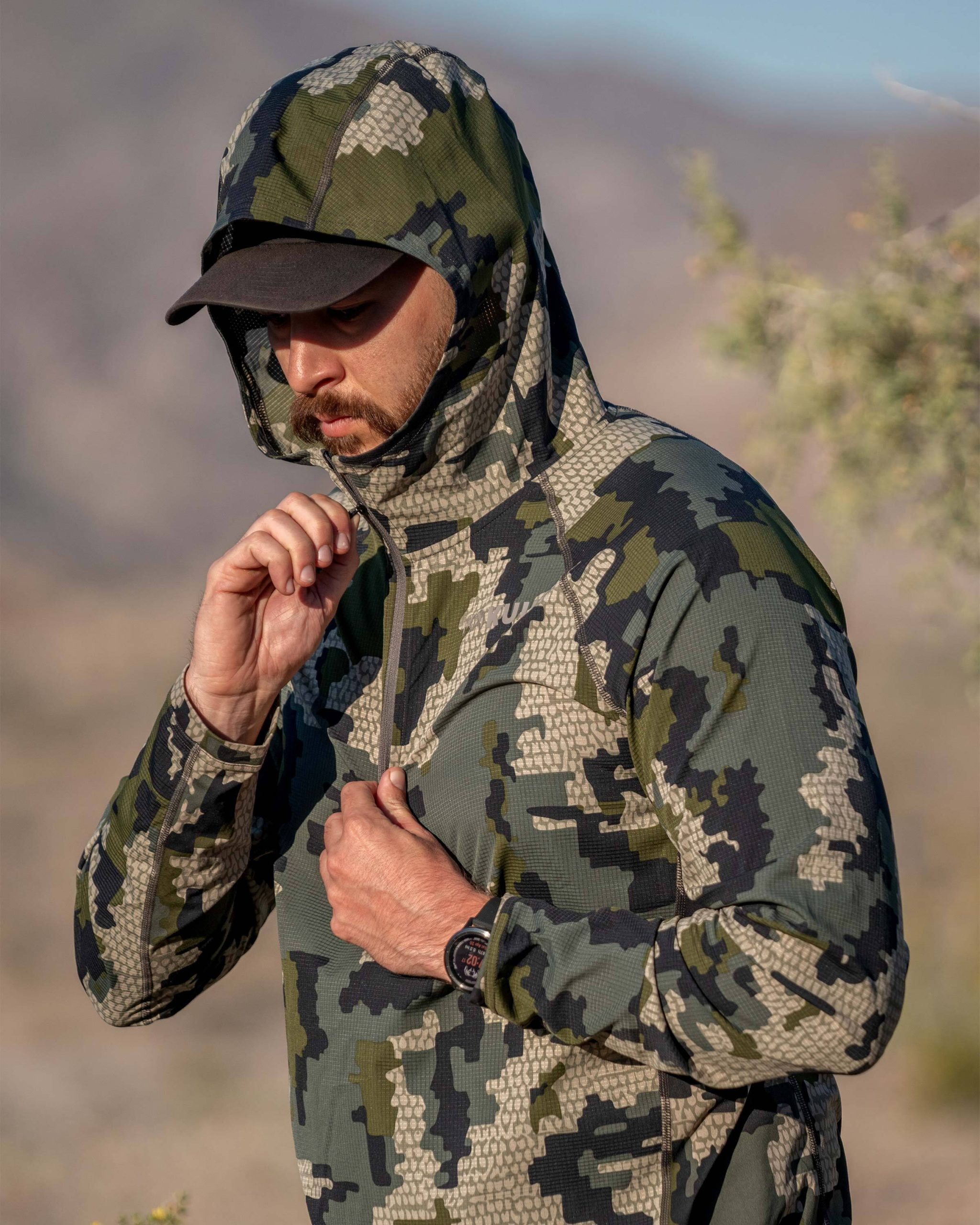 Tiburon Hybrid Hoodie | Stone - Image 14