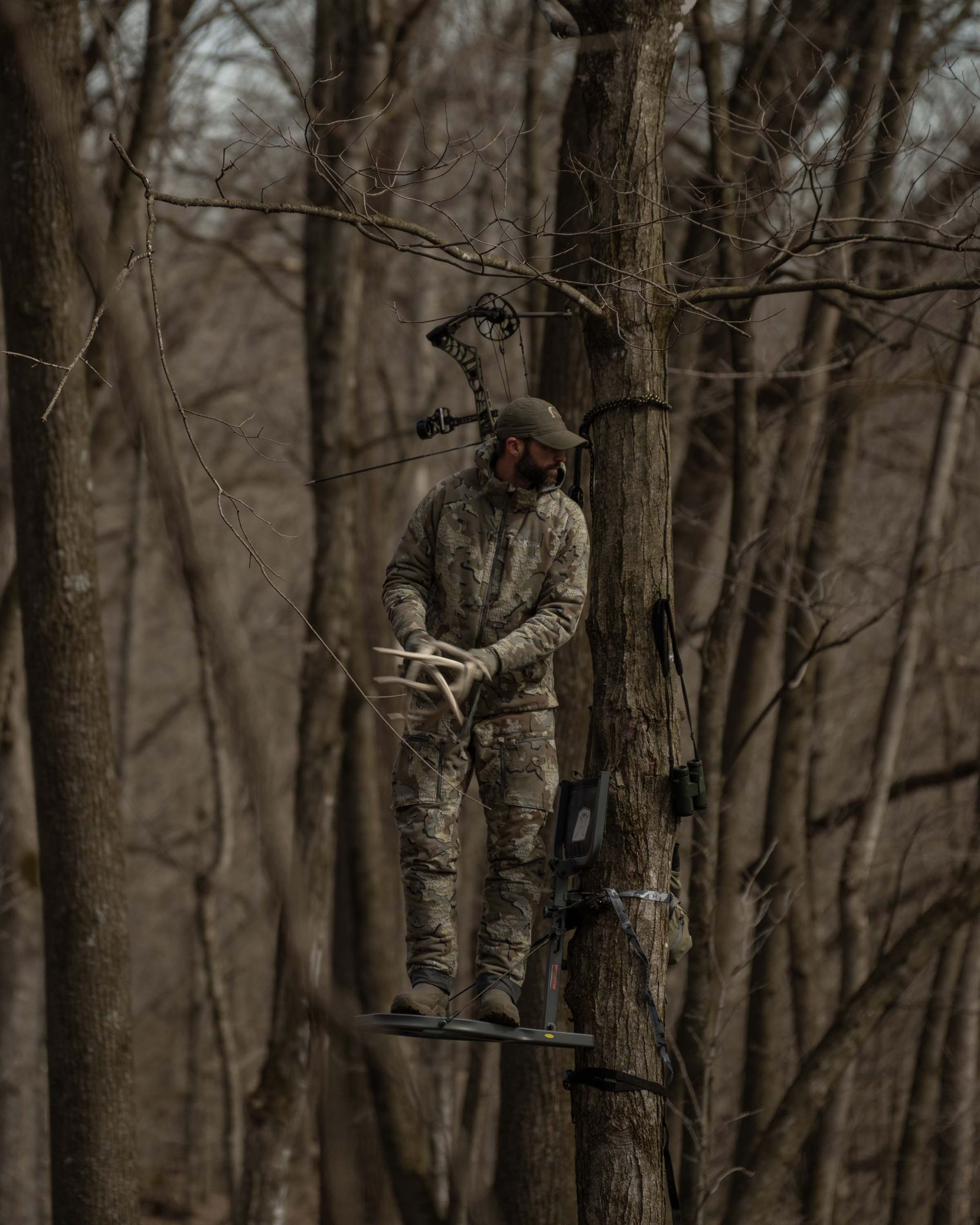 KUIU Proximity Hooded Insulated Jacket | Valo - Image 12