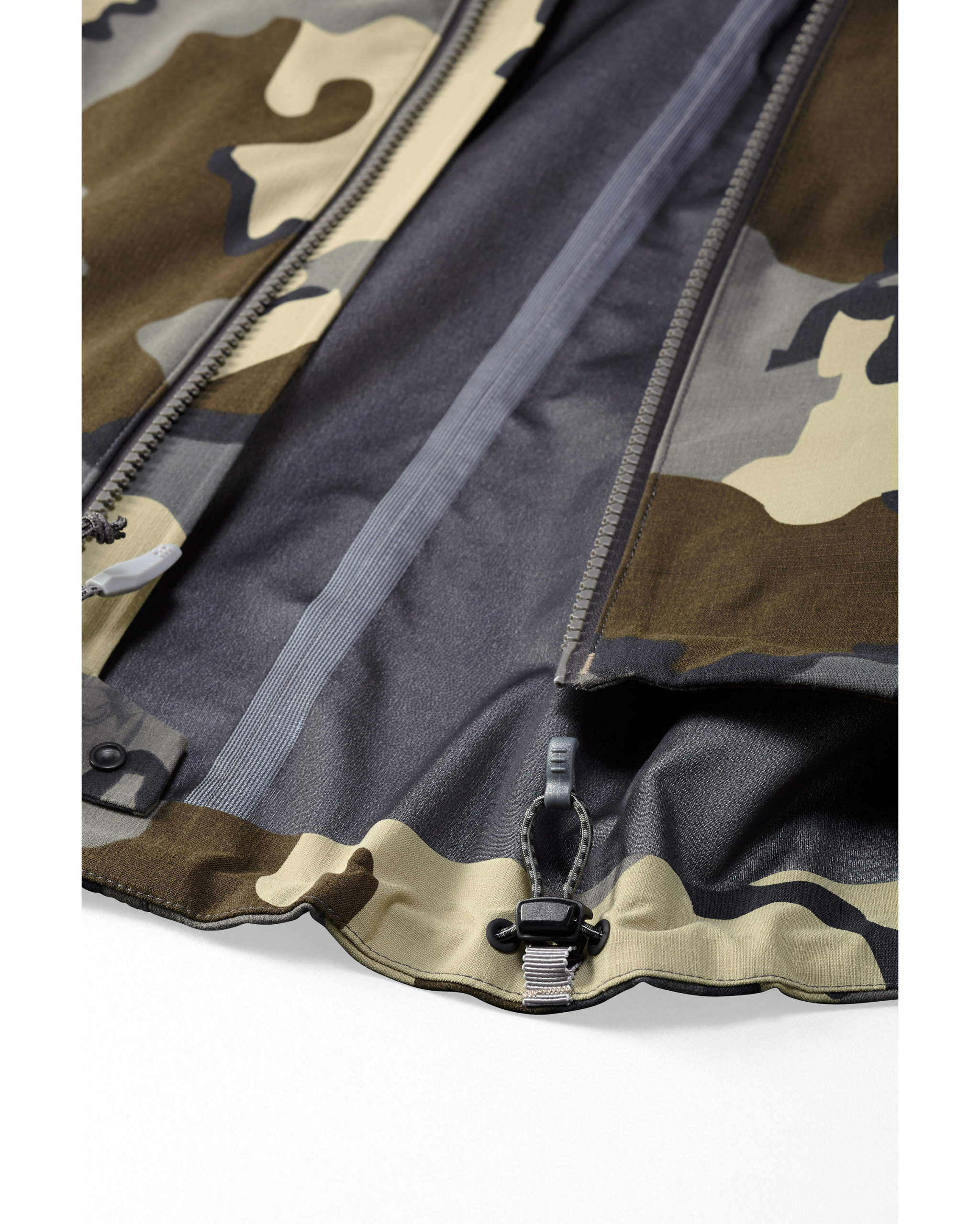 KUIU Kutana Storm Shell Jacket | Vias - Image 4