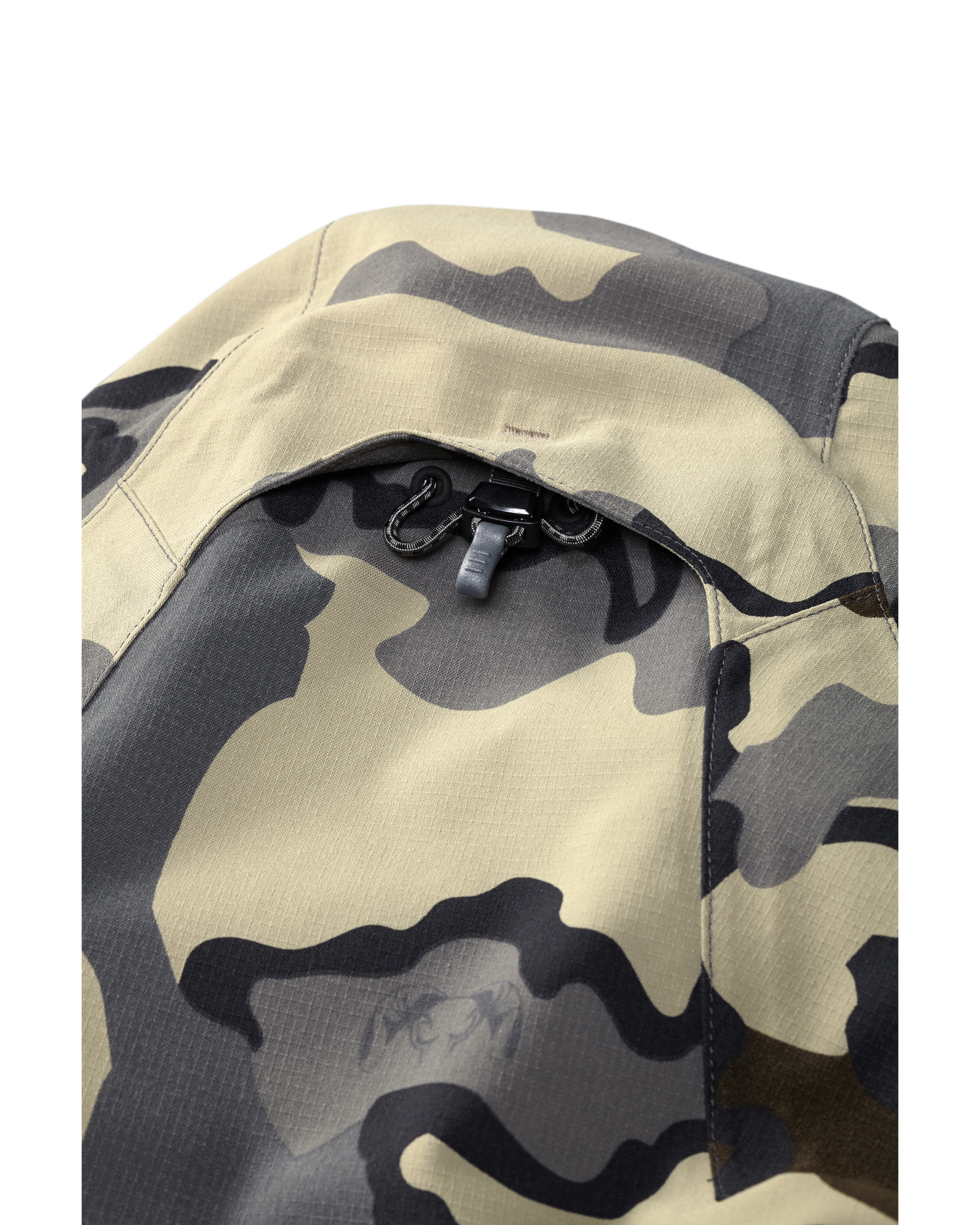 KUIU Kutana Storm Shell Jacket | Vias - Image 5