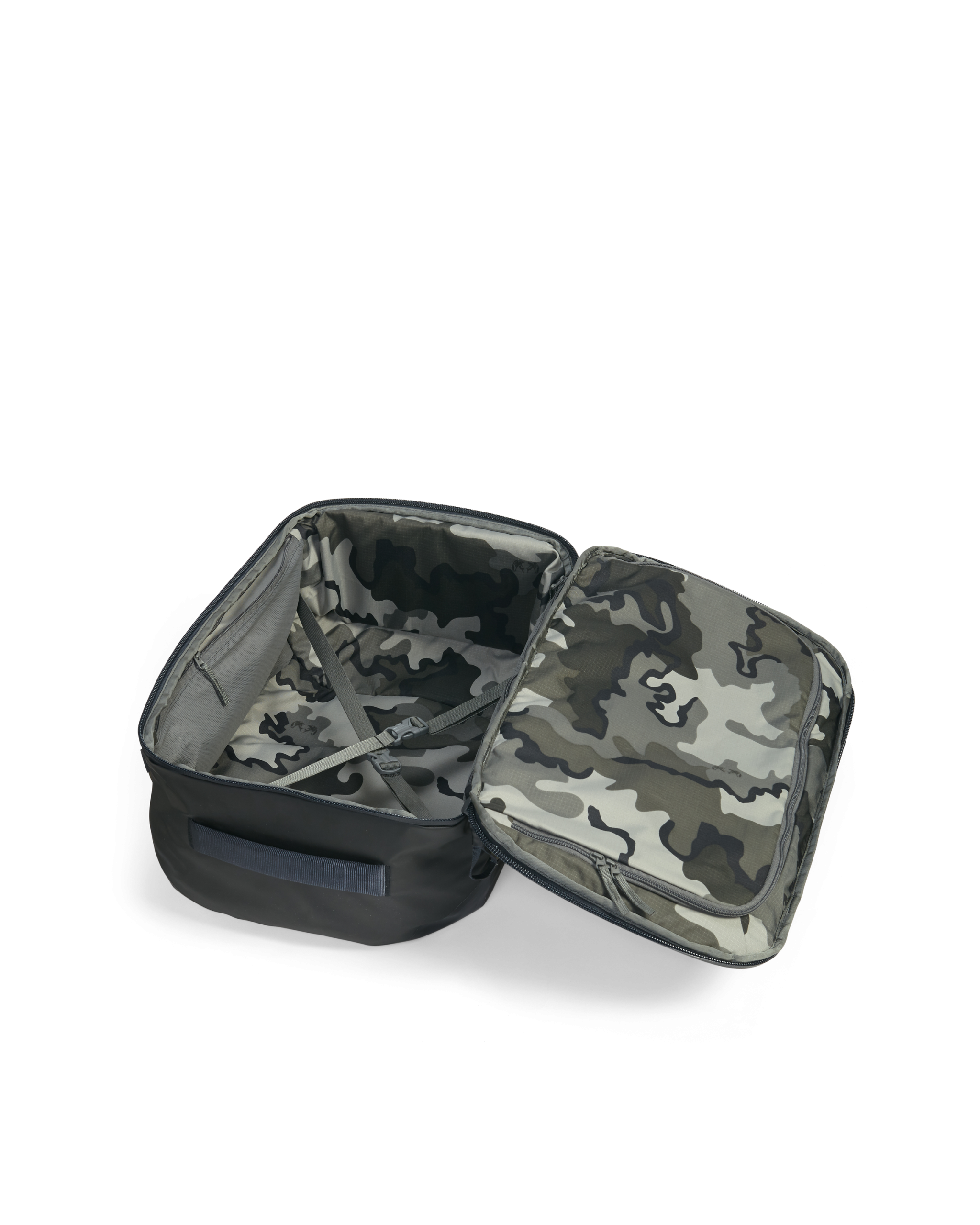 Waypoint 2800 Duffel | Black - Image 8