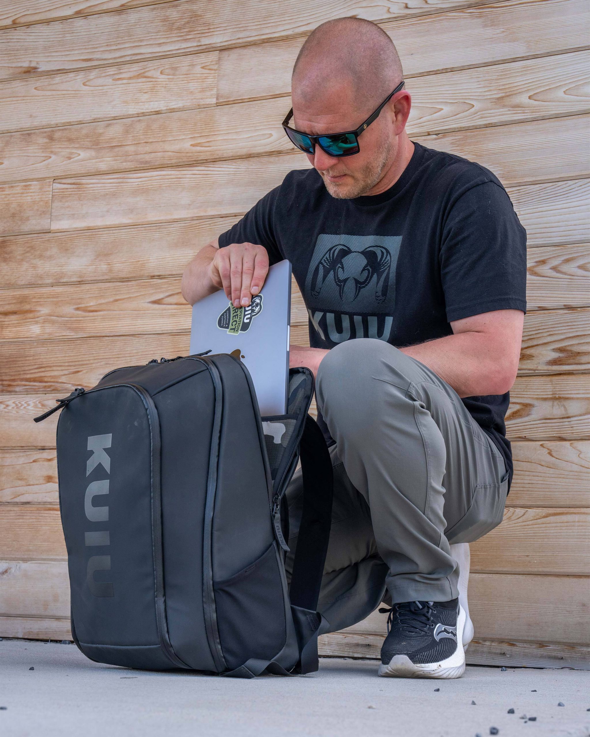 Waypoint Travel Backpack | Black - Image 8