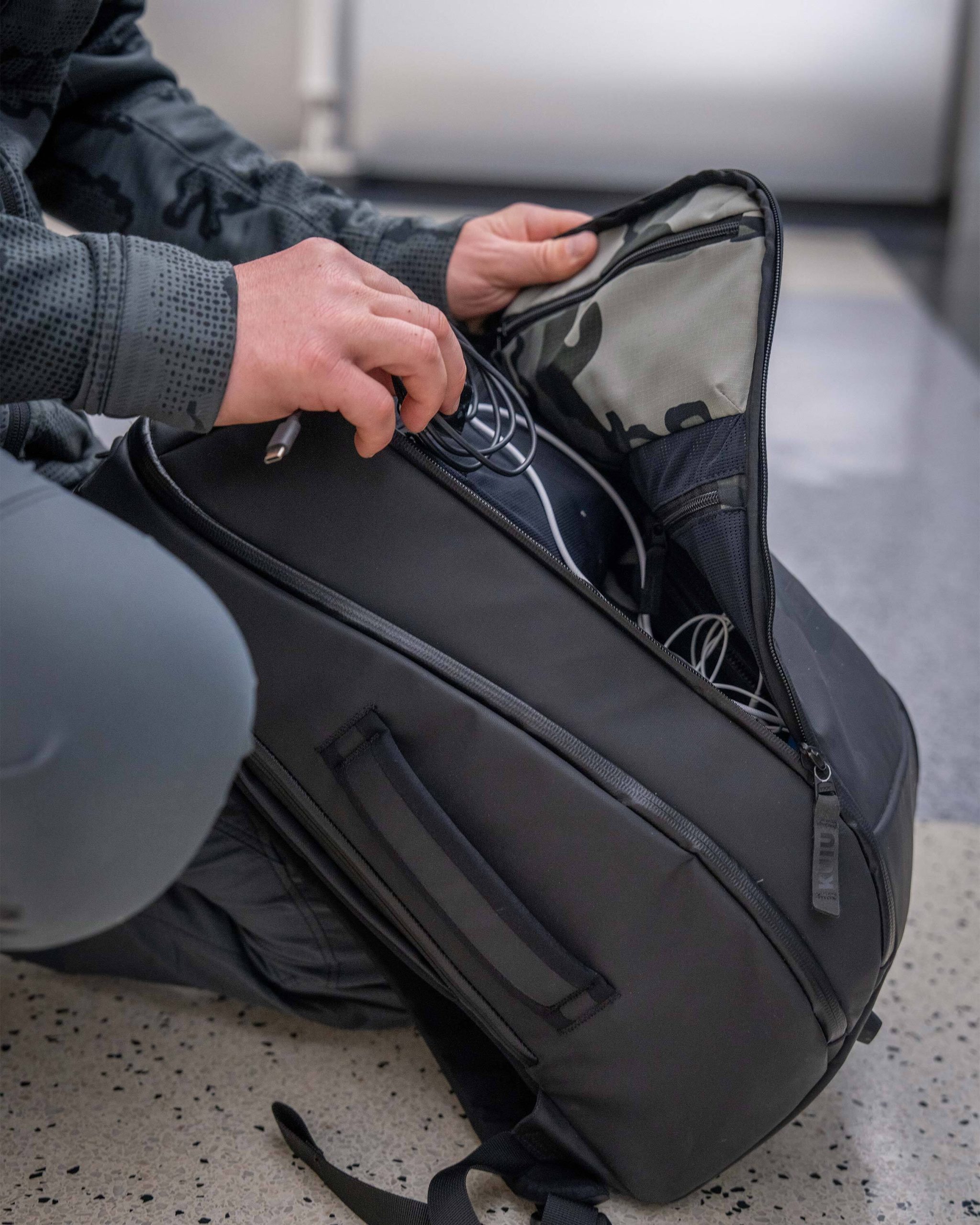 Waypoint Travel Backpack | Black - Image 9