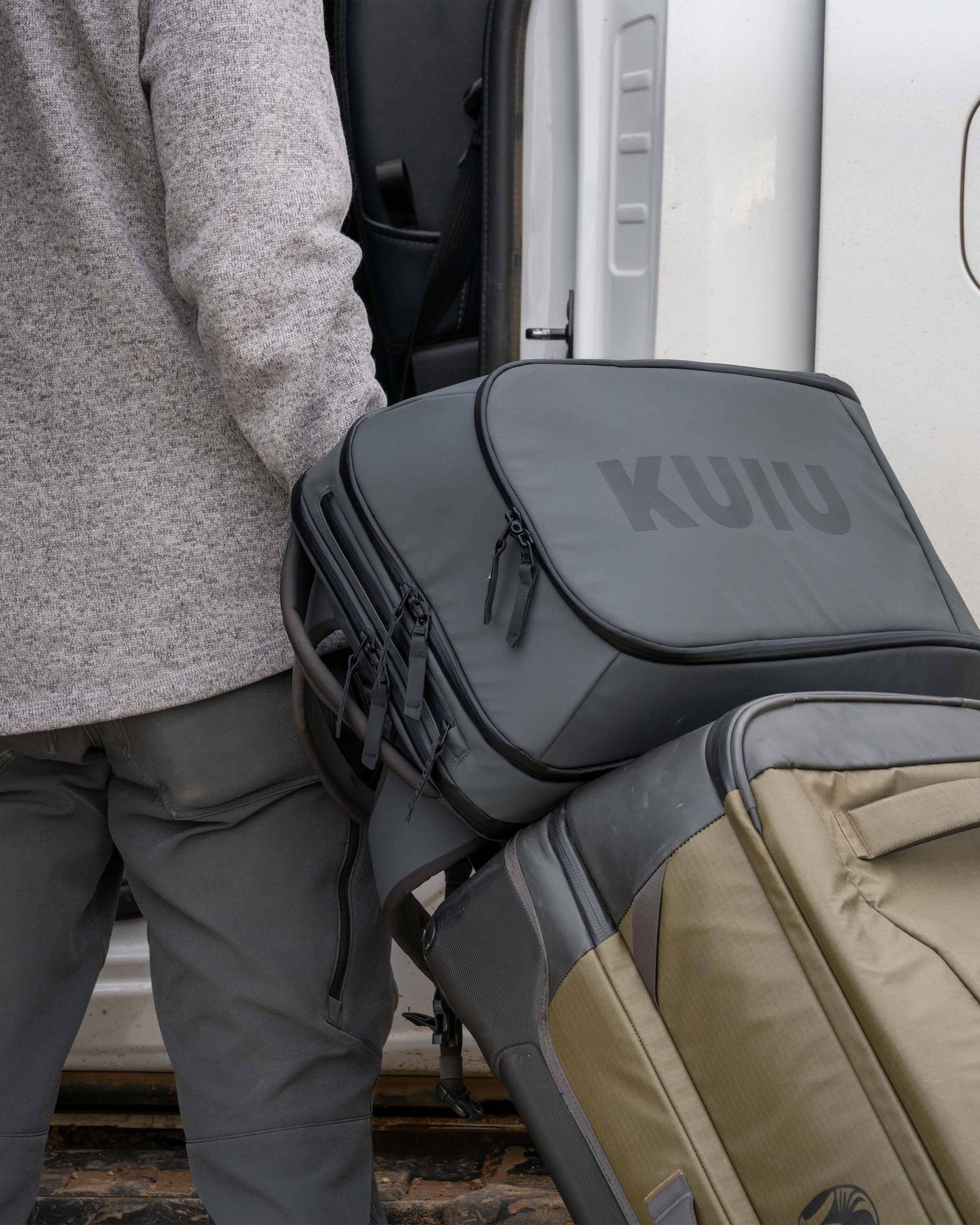 Waypoint Travel Backpack | Gunmetal - Image 10