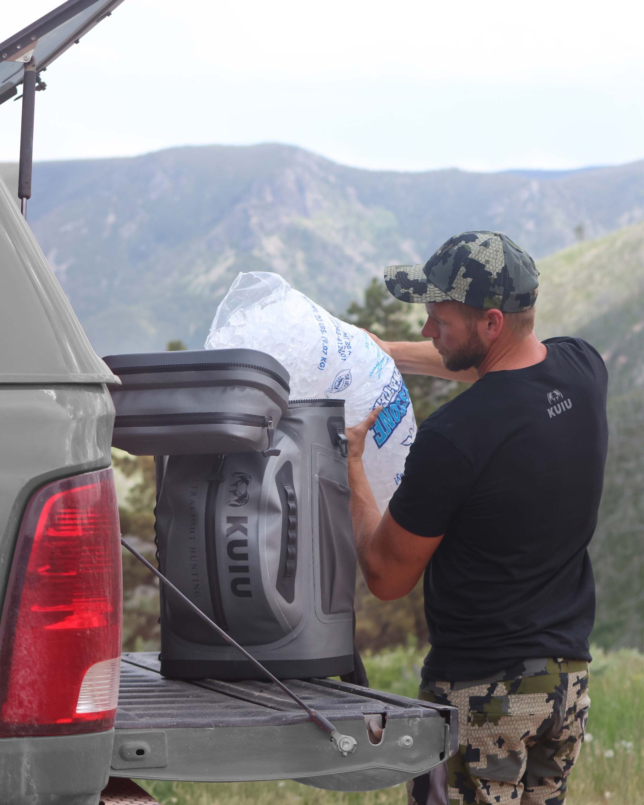 Kodiak 2000 Cooler Backpack | Vias - Image 6