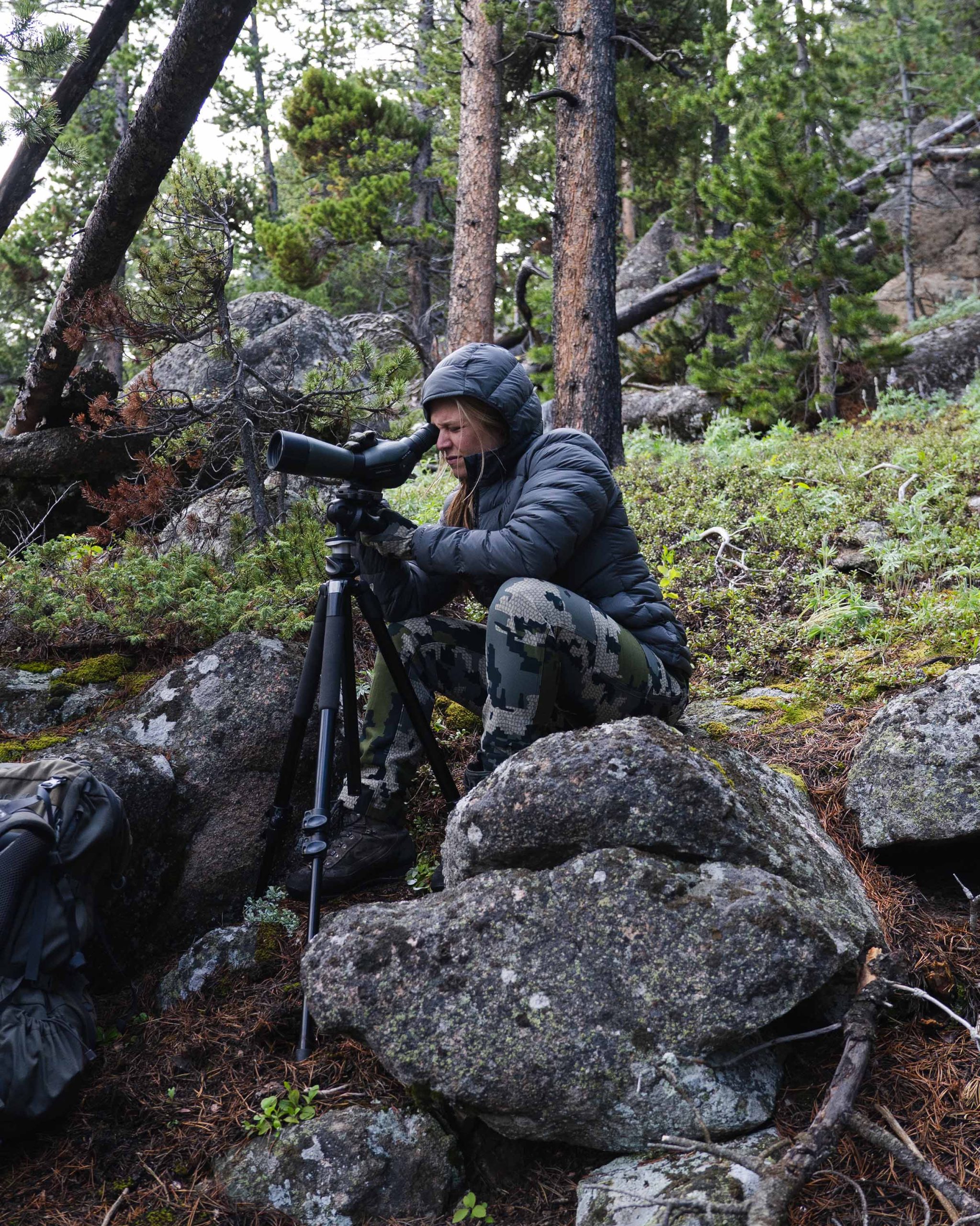 Women's Super Down LT Hooded Jacket | Khaki - Image 4