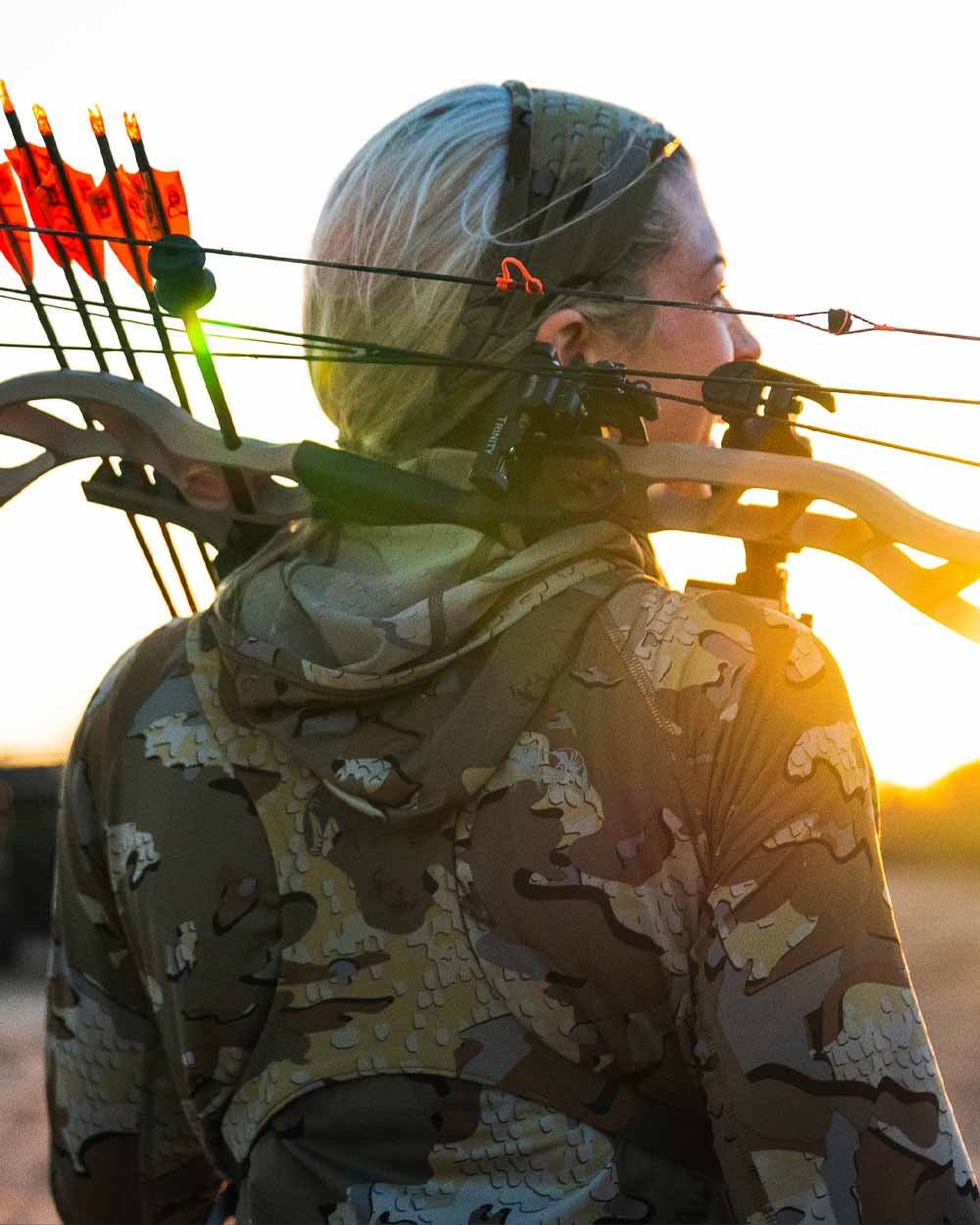 Women's Gila LS Hoodie | Verde - Image 8