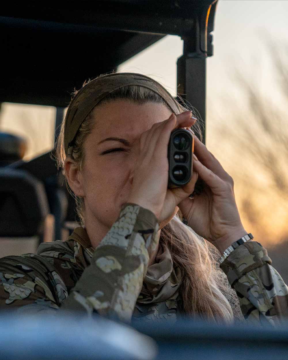 Women's Gila LS Hoodie | Verde - Image 10